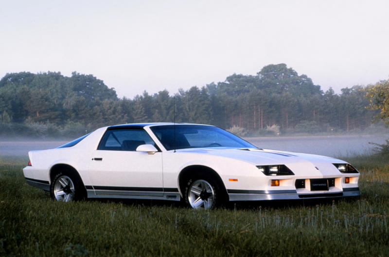 Chevrolet Camaro Toyota Celica, Mazda RX-8, Toyota GT86, Fisker Karma, Ferrari Mondial, DeLorean DMC-12, Honda CR-Z, Hyundai Coupe, Ford Mustang King Cobra, Chevrolet Camaro, Hyundai Veloster, Mitsubishi Eclipse Spider GS, Audi 100 Coupe S, Pontiac Fiero, Mazda MX-30, Mazda MX-5, Volkswagen SP2, Mitsubishi FTO, Porsche 924, Lancia Scorpion, Smart Roadster, Fiat X1/9, Porsche 914, Renault Caravelle, Volkswagen Karmann Ghia (1955), Volvo P1800 (1961)