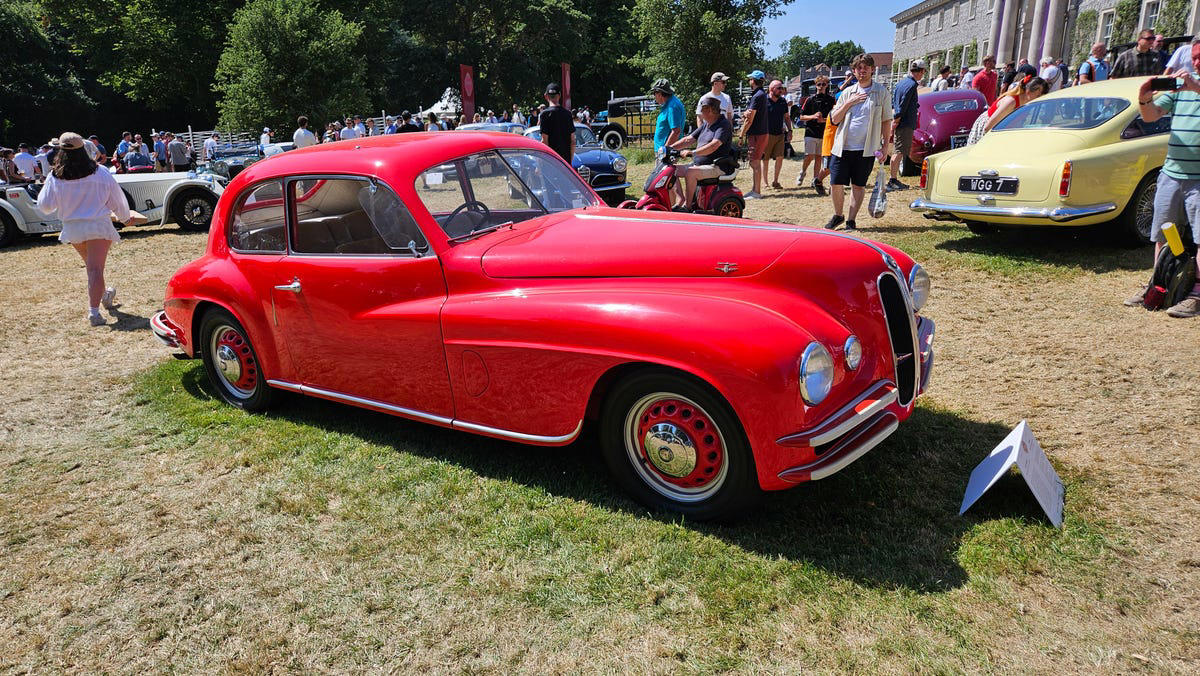Lawn Classics at 2025 Goodwood Festival of Speed Photo Gallery