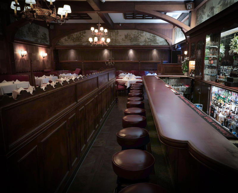 Musso and Frank Grill Bar Bandini, Bar Next Door, Thunderbolt, Death & Co., Gracias Madre, Esters Wine Shop & Bar, Accomplice, Everson Royce Bar, Mezcal Bar at Laurel Hardware, Apotheke, Del Monte Speakeasy, Scopa Italian Roots, Musso and Frank Grill, The Broken Shaker Los Angeles, The Black Cat, Bar Covell, The Virgil, Bar at Chateau Marmont, The Tower Bar