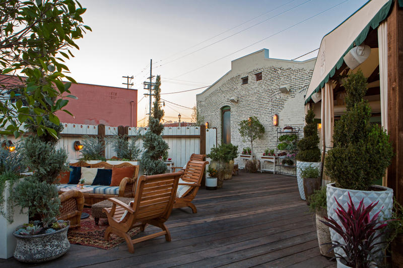 Apotheke Bar Bandini, Bar Next Door, Thunderbolt, Death & Co., Gracias Madre, Esters Wine Shop & Bar, Accomplice, Everson Royce Bar, Mezcal Bar at Laurel Hardware, Apotheke, Del Monte Speakeasy, Scopa Italian Roots, Musso and Frank Grill, The Broken Shaker Los Angeles, The Black Cat, Bar Covell, The Virgil, Bar at Chateau Marmont, The Tower Bar