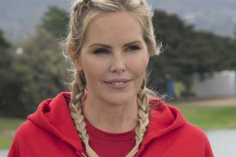 From the hardware store to prime time, Miss Vegas, but with a schedule, The jump to 'The Price is Right', The landing on 'Baywatch', Neely: The anti-Pamela, Controversies on and off the set, A resignation with cleavage and scandal, The battle for her health: Hypothyroidism, The 'Playboy' she was and the one she chose not to be, Reality shows and second chances, Motherhood