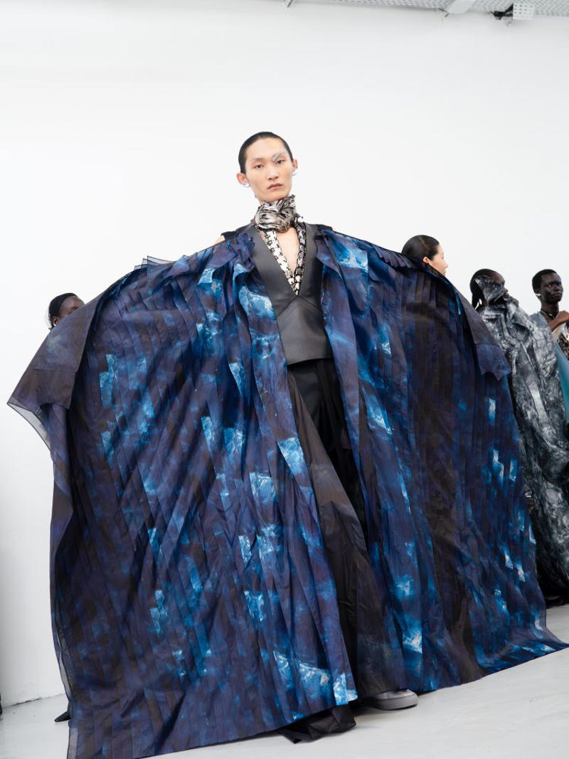 Yuima Nakazato – Haute Couture Fall/Winter 2025 – Backstage Viktor & Rolf – Haute Couture Fall/Winter 2025 – Backstage, Ardazaei Fall 2025 Couture, Ashi Studio Fall 2025 Couture, Balenciaga – Haute Couture Fall/Winter 2025 – Preview, Elie Saab Fall 2025 Couture, Germanier – Haute Couture Fall/Winter 2025 – Runway, Iris Van Herpen – Haute Couture Fall/Winter 2025 – Backstage, Lever Fall 2025 Couture, Maison Margiela Artisanal Fall 2025 Couture, Rahul Mishra Fall 2025 Couture, Rami Al Ali Fall 2025 Couture, Robert Wun Fall 2025 Couture, Stephane Rolland Fall 2025 Couture, Yuima Nakazato – Haute Couture Fall/Winter 2025 – Backstage