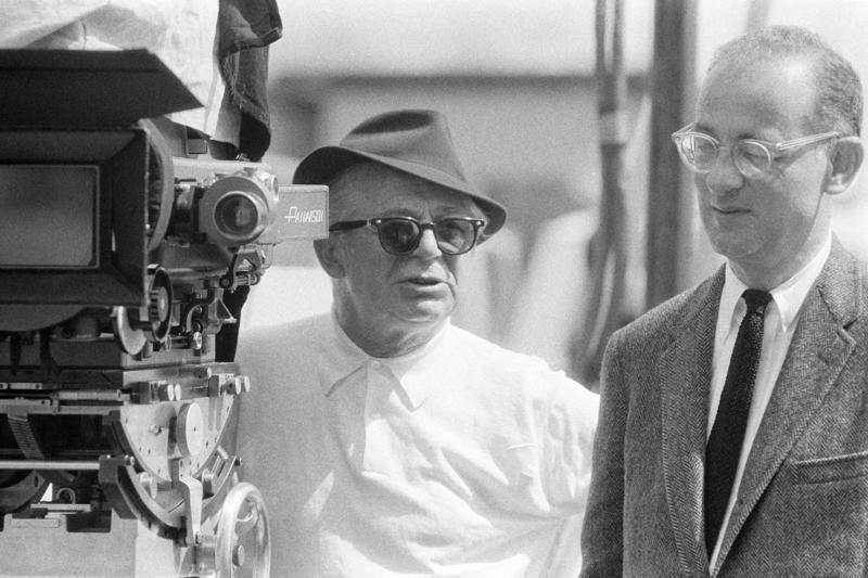 The art of command, Alfred Hitchcock: Terror with a British accent, Orson Welles: The prodigy who infuriated the magnates, Steven Spielberg: The sensitive blockbuster director who turned pop into prestige, Stanley Kubrick: The emperor of the millimetric frame and cold soul, Martin Scorsese: Catholic guilt, vices, and redemption at 24 frames per second, Francis Ford Coppola: Opera, madness and helicopters over Vietnam, Billy Wilder: The Austrian who understood Hollywood better than Hollywood itself, Kathryn Bigelow: The director who turned testosterone into surgical precision, John Ford: The tough guy who founded Western mythology