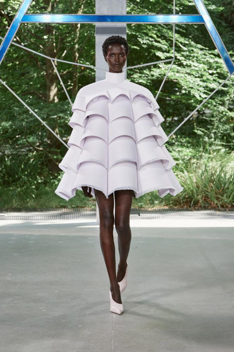 Ardazaei Fall 2025 Couture Viktor & Rolf – Haute Couture Fall/Winter 2025 – Backstage, Ardazaei Fall 2025 Couture, Ashi Studio Fall 2025 Couture, Balenciaga – Haute Couture Fall/Winter 2025 – Preview, Elie Saab Fall 2025 Couture, Germanier – Haute Couture Fall/Winter 2025 – Runway, Iris Van Herpen – Haute Couture Fall/Winter 2025 – Backstage, Lever Fall 2025 Couture, Maison Margiela Artisanal Fall 2025 Couture, Rahul Mishra Fall 2025 Couture, Rami Al Ali Fall 2025 Couture, Robert Wun Fall 2025 Couture, Stephane Rolland Fall 2025 Couture, Yuima Nakazato – Haute Couture Fall/Winter 2025 – Backstage