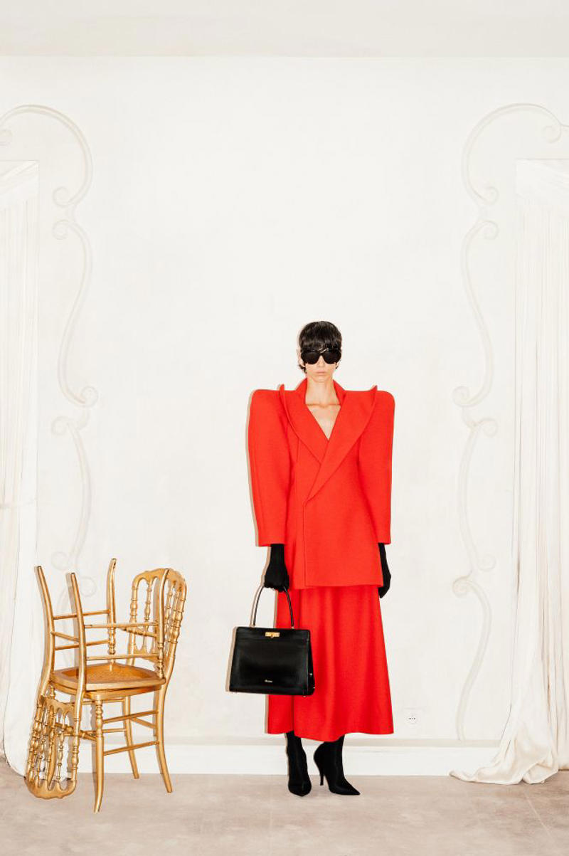 Balenciaga – Haute Couture Fall/Winter 2025 – Preview Viktor & Rolf – Haute Couture Fall/Winter 2025 – Backstage, Ardazaei Fall 2025 Couture, Ashi Studio Fall 2025 Couture, Balenciaga – Haute Couture Fall/Winter 2025 – Preview, Elie Saab Fall 2025 Couture, Germanier – Haute Couture Fall/Winter 2025 – Runway, Iris Van Herpen – Haute Couture Fall/Winter 2025 – Backstage, Lever Fall 2025 Couture, Maison Margiela Artisanal Fall 2025 Couture, Rahul Mishra Fall 2025 Couture, Rami Al Ali Fall 2025 Couture, Robert Wun Fall 2025 Couture, Stephane Rolland Fall 2025 Couture, Yuima Nakazato – Haute Couture Fall/Winter 2025 – Backstage