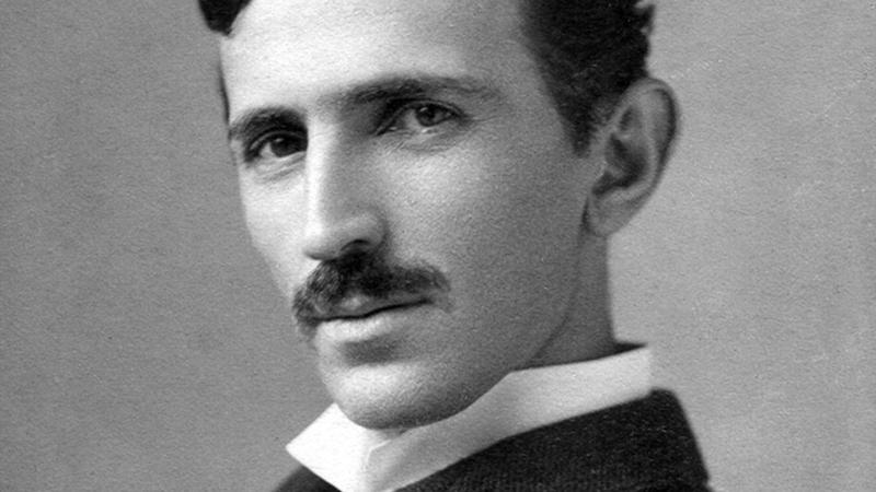 6. Nikola Tesla 1. Wolfgang Amadeus Mozart, 2. Thomas Jefferson, 3. Edgar Allan Poe, 4. Oscar Wilde, 5. Friedrich Nietzsche, 6. Nikola Tesla, 7. Benedict Arnold, 8. Bela Lugosi, 9. Judy Garland, 10. Bram Stoker, 11. Sammy Davis Jr., 12. Herman Melville, 13. Vincent van Gogh, 14. Franz Kafka, 15. Emily Dickinson, 16. H.P. Lovecraft, 17. Antonio Vivaldi, 18. John Keats, 19. Emily Brontë, 20. Michael Jackson