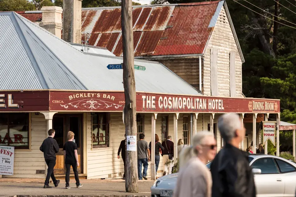 From Perth to the Pilbara, A simpler life in Trentham, Swapping Sydney’s East for the Central West, Heading north
