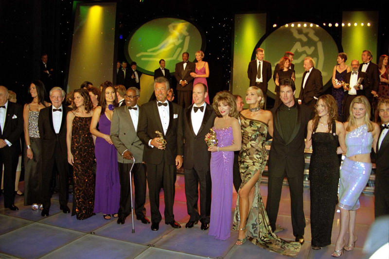 From the hardware store to prime time, Miss Vegas, but with a schedule, The jump to 'The Price is Right', The landing on 'Baywatch', Neely: The anti-Pamela, Controversies on and off the set, A resignation with cleavage and scandal, The battle for her health: Hypothyroidism, The 'Playboy' she was and the one she chose not to be, Reality shows and second chances, Motherhood