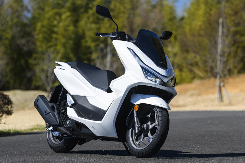 ホンダ「PCX」インプレ（太田安治）, ホンダ「PCX」カラー・人気投票, ホンダ「PCX」ライディングポジション・足つき性, ホンダ「PCX」各部装備・ディテール解説, ホンダ「PCX」主なスペック・燃費・製造国・価格, ホンダ「PCX」関連のおすすめ記事