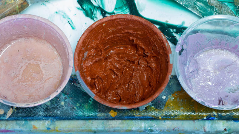 1. Gear Oil, 2. Pet Urine, 4. Vomit, 5. Diesel Fuel, 6. Paint (Oil-Based), 7. Motor Oil, 8. Paint Thinner/Solvents, 9. Raw Egg, 10. Human Blood, 11. Sewage Or Septic Waste, 12. Rotten Fish Or Seafood, 13. Raw Meat Juices, 14. Honey Or Syrup, 15. Hot Grease Or Cooking Oil, 16. Mustard, 17. Red Wine, 18. Chocolate Syrup, 19. Energy Drinks, 20. Ketchup