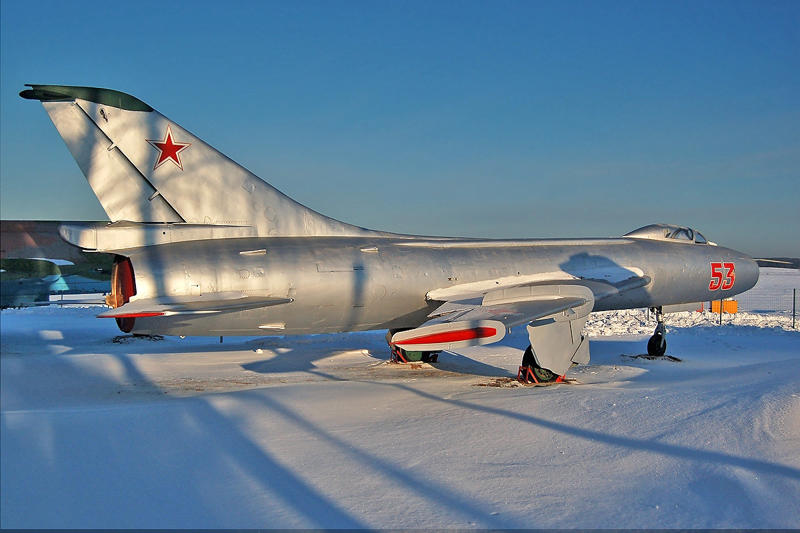 10: Tupolev Tu-116, 9: Sukhoi Su-7, 8: Lavochkin LaGG-3, 7: Silvanskii IS, 6: Mikoyan-Gurevich MiG-23MS, 5: Antonov An-10, 4: Tupolev Tu-144, 3: Yakovlev Yak-38, 2: Sukhoi Su-2 (1937), 2: Sukhoi Su-2, 1: Kalinin K-7