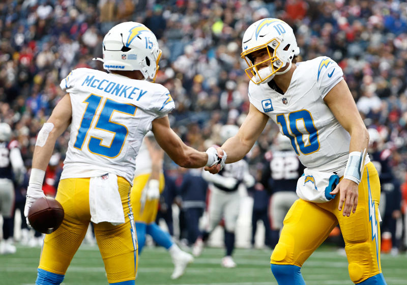 32. Green Bay Packers , 31. Cleveland Browns, 30. New York Giants, 29. Washington Commanders, 28. Indianapolis Colts, 27. New York Jets, 26. Chicago Bears, 25. New England Patriots, 24. Tennesee Titans , 23. Dallas Cowboys, 22. Jacksonville Jaguars , 21. Atlanta Falcons, 20. Kansas City Chiefs , 19. Carolina Panthers, 18. Miami Dolphins, 17. Los Angeles Rams, 16.Arizona Cardinals , 15. Las Vegas Raiders, 14. Minnesota Vikings, 13. Buffalo Bills, 12. Denver Broncos , 11. Houston Texans, 10. Pittsburgh Steelers, 9. Los Angeles Chargers, 8. San Francisco 49ers, 7. Philadelphia Eagles, 6. New Orleans Saints, 5. Baltimore Ravens, 4. Seattle Seahawks, 3. Detroit Lions, 2. Tampa Bay Buccaneers, 1. Cincinnati Bengals