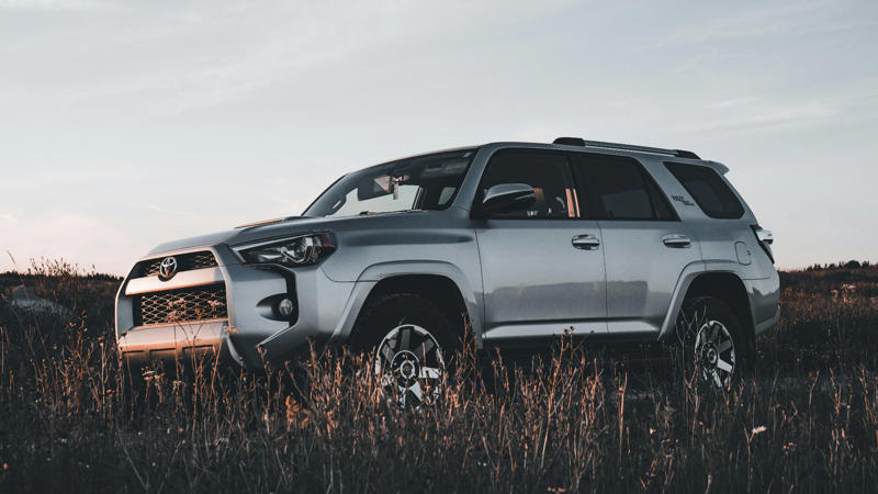 1. Jeep Wrangler Rubicon, 2. Toyota Land Cruiser, 3. Ford Bronco (Badlands or Wildtrak Trim), 4. Land Rover Defender 110, 5. Toyota 4Runner TRD Pro, 6. Ram 2500 Power Wagon, 7. Mercedes-Benz G-Class (G550 or AMG G63), 8. Chevrolet Colorado ZR2, 9. Suzuki Jimny, 10. Lexus GX 460 (with Off-Road Package), 11. Nissan Armada, 12. GMC Sierra AT4X, 13. Ford F-150 Raptor, 14. Toyota Tacoma TRD Off-Road / TRD Pro, 15. Jeep Gladiator Mojave, 16. Isuzu D-Max (Global Model), 17. Mitsubishi Pajero, 18. Rivian R1T, 19. Subaru Outback Wilderness, 20. Volkswagen Amarok (New Gen)
