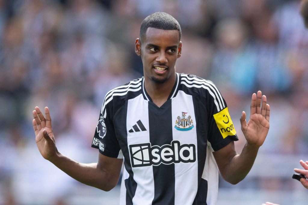 Alexander Isak’s stance on Liverpool transfer revealed as Reds ponder £120m bid