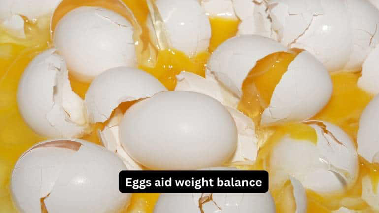 Eggs aid weight balance Eggs might even support weight loss and better heart markers. They’re filling, they curb cravings, and they’re easy to prepare. Studies show that when eggs are part of a low-carb diet, they help raise HDL (good cholesterol) and lower triglycerides — especially in people with insulin resistance or obesity. A boiled egg beats a bagel, nutritionally speaking.
