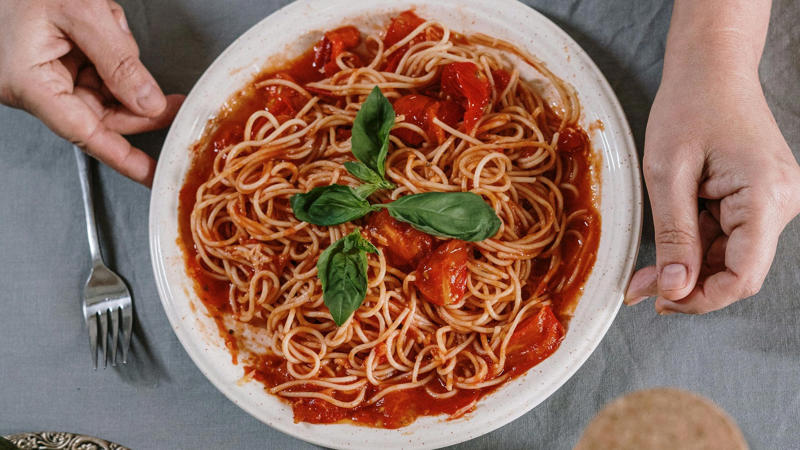 1. Spaghetti And Slippery Sauces, 2. BBQ Ribs, 3. Corn On The Cob, 4. Onion Rings, 5. Beans (Baked, Refried, etc.), 6. Messy Burgers, 7. Buffalo Wings, 8. Sushi With Excess Wasabi, 9. Crab Legs, 10. Tacos With Loose Fillings, 1. Grilled Salmon, 2. Caprese Salad, 3. Grilled Chicken Breast, 4. Steamed Asparagus With Lemon, 5. Shrimp Cocktail, 6. Herb-Roasted Turkey Slices, 7. Zucchini Noodles (Zoodles), 8. Mango Sorbet, 9. Cucumber Tea Sandwiches, 10. Flatbread With Light Toppings