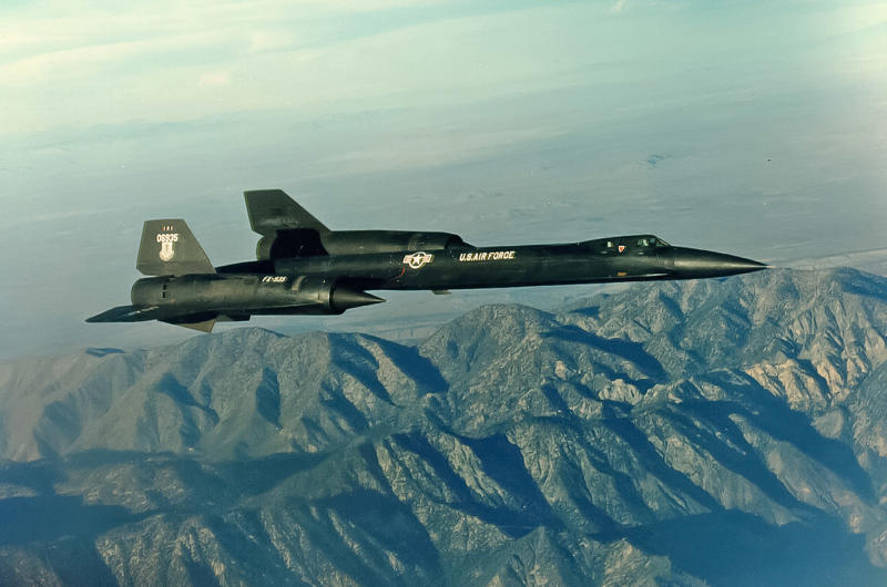 10: MiG-31 ‘Foxhound’ - Mach 2.83, 10: MiG-31 ‘Foxhound’ - 1900mph - Mach 2.83, 9: Mikoyan-Gurevich Ye-150 series – Mach 2.85, 8: General Dynamics F-111 Aardvark – Mach 2.91+, 7: North American XB-70 Valkyrie (1964) – Mach 3, 6: Bell X-2 Starbuster - Mach 3.196 (air-launched), 5: Mikoyan MiG-25 ‘Foxbat’ - Mach 3.2, 4: Lockheed SR-71 Blackbird - Mach 3.3 (1964), 3: Lockheed YF-12 - Mach 3.35 (1963), 2: Lockheed A-12 ‘Cygnus’, 1: North American X-15 - Mach 6.7+ (1959)