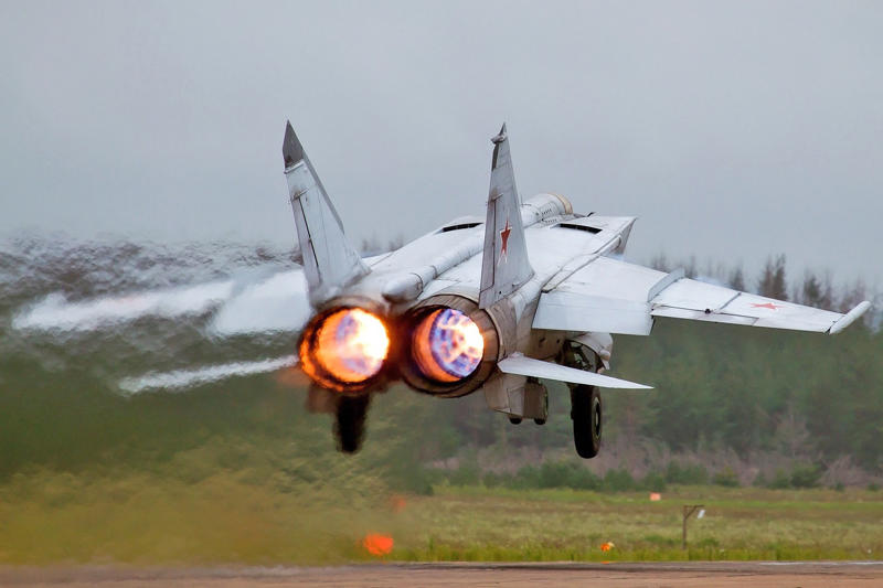 10: MiG-31 ‘Foxhound’ - Mach 2.83, 10: MiG-31 ‘Foxhound’ - 1900mph - Mach 2.83, 9: Mikoyan-Gurevich Ye-150 series – Mach 2.85, 8: General Dynamics F-111 Aardvark – Mach 2.91+, 7: North American XB-70 Valkyrie (1964) – Mach 3, 6: Bell X-2 Starbuster - Mach 3.196 (air-launched), 5: Mikoyan MiG-25 ‘Foxbat’ - Mach 3.2, 4: Lockheed SR-71 Blackbird - Mach 3.3 (1964), 3: Lockheed YF-12 - Mach 3.35 (1963), 2: Lockheed A-12 ‘Cygnus’, 1: North American X-15 - Mach 6.7+ (1959)
