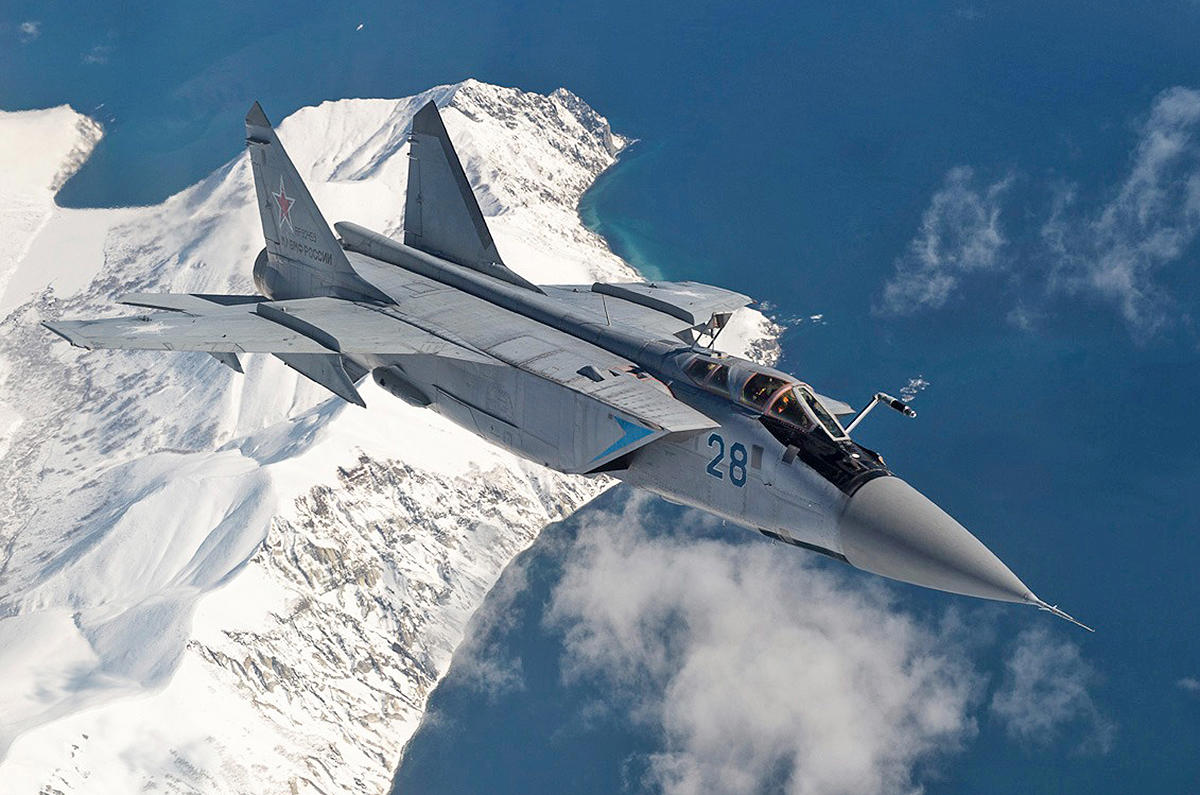 10: MiG-31 ‘Foxhound’ - Mach 2.83, 10: MiG-31 ‘Foxhound’ - 1900mph - Mach 2.83, 9: Mikoyan-Gurevich Ye-150 series – Mach 2.85, 8: General Dynamics F-111 Aardvark – Mach 2.91+, 7: North American XB-70 Valkyrie (1964) – Mach 3, 6: Bell X-2 Starbuster - Mach 3.196 (air-launched), 5: Mikoyan MiG-25 ‘Foxbat’ - Mach 3.2, 4: Lockheed SR-71 Blackbird - Mach 3.3 (1964), 3: Lockheed YF-12 - Mach 3.35 (1963), 2: Lockheed A-12 ‘Cygnus’, 1: North American X-15 - Mach 6.7+ (1959)