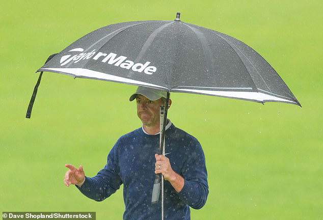 Rain won't rattle Westy, Imperfect 10 for Norris…, Par-anormal activity!, Bradley's Ryder Cup solution