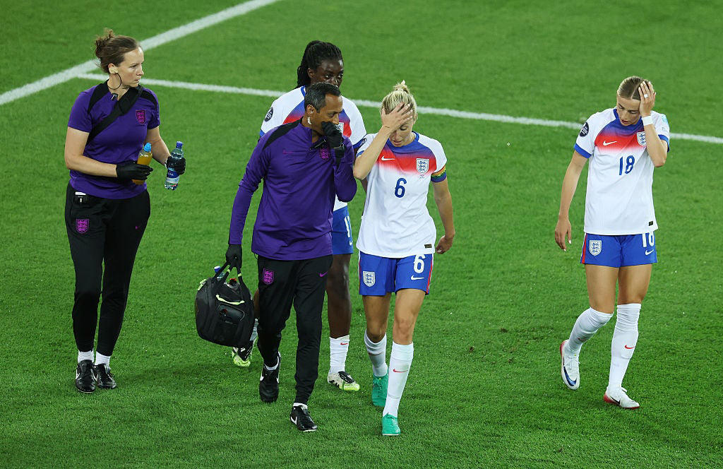 England v Sweden LIVE: Women's Euro 2025 latest updates , Beth Mead reacts to 'emotional' England victory, Hannah Hampton: England heading in ‘right direction’ after dramatic penalty win, Leah Williamson on her ankle injury, England through to Euro 2025 semi-finals