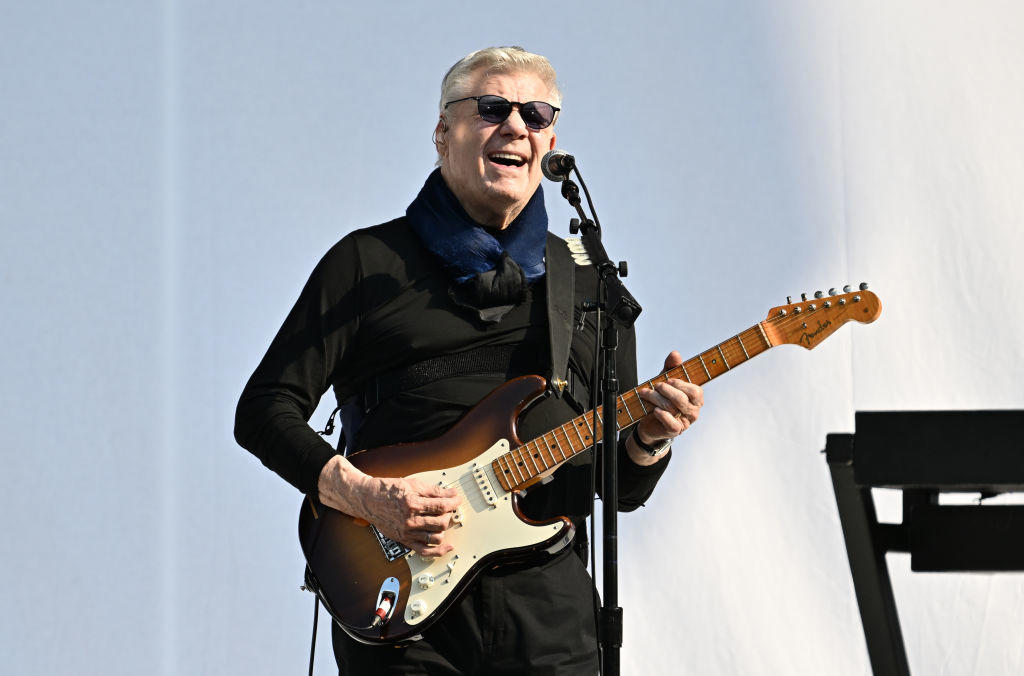 Iconic rock band cancel whole 31-date tour ‘because of the weather’