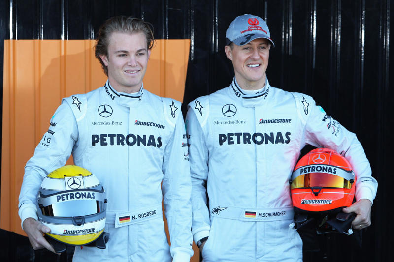 Blank season Crossing the line first, Ferrari 643 (1991), Benetton B196 (1996), Confrontation at the paddock, Lotus 100T (1998), A total disaster, Mercedes MGP 001 (2010), Blank season, Williams FW26 (2004)