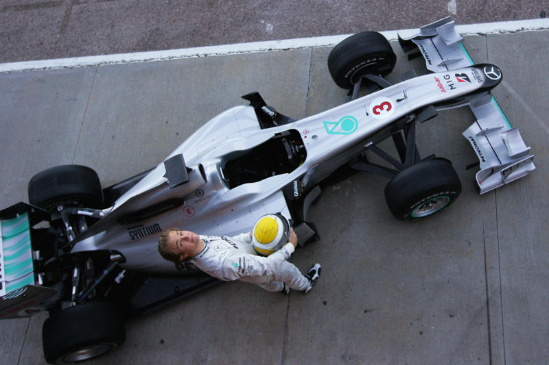 Mercedes MGP 001 (2010) Crossing the line first, Ferrari 643 (1991), Benetton B196 (1996), Confrontation at the paddock, Lotus 100T (1998), A total disaster, Mercedes MGP 001 (2010), Blank season, Williams FW26 (2004)