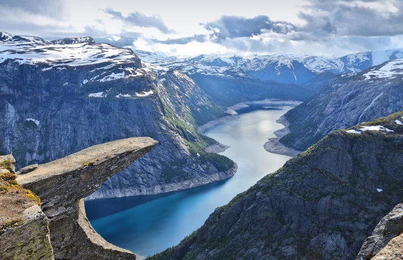 16. Trolltunga, Norway 19. Lake Natron, Tanzania, 18. Frying Pan Lake, New Zealand, 17. Table Mountain, South Africa, 16. Trolltunga, Norway, 15. Danakil Desert, Ethiopia, 14. Blue Mountains National Park, New South Wales, Australia, 13. El Caminito del Rey, Spain, 12. Great Blue Hole, Belize, 11. Mount Etna, Italy, 10. Hot Springs, Yellowstone National Park, Wyoming, USA, 9. The Eiger, Switzerland, 8. Bolton Strid, England, UK, 7. The Bay of Fundy, Nova Scotia and New Brunswick, Canada, 6. Ben Nevis, Scotland, UK, 5. Half Dome, Yosemite National Park, California, USA, 4. Mount Fuji, Japan, 3. Cliffs of Moher, Ireland, 2. Mount Everest, Nepal