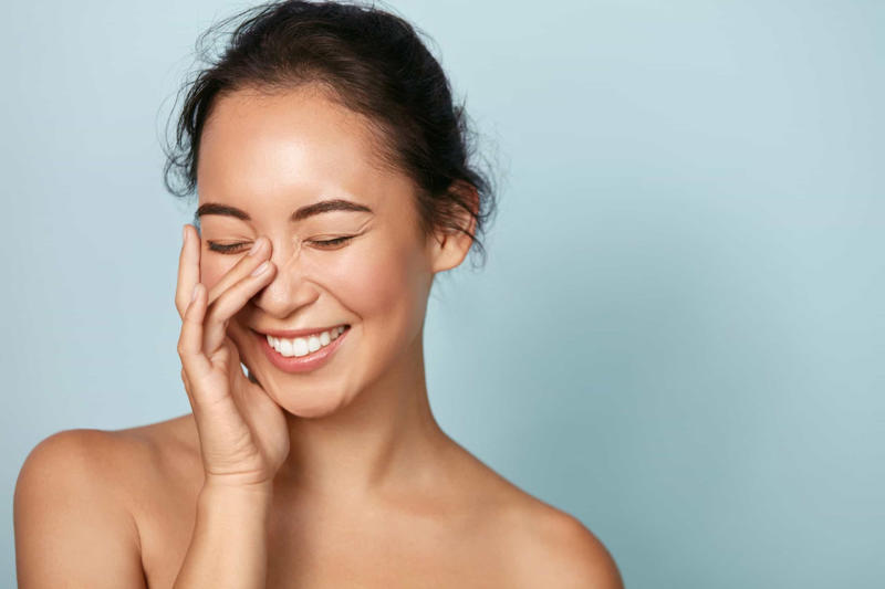 Touching our faces Touching our faces, Licking our lips, Rubbing our eyes, Popping pimples, Using rubber bands, Using heat, Overwashing our hair, Not washing pillow cases, Biting our nails, Cover your nails, Distract yourself, Get a manicure, Eat well, Keep nails short, Apply cream