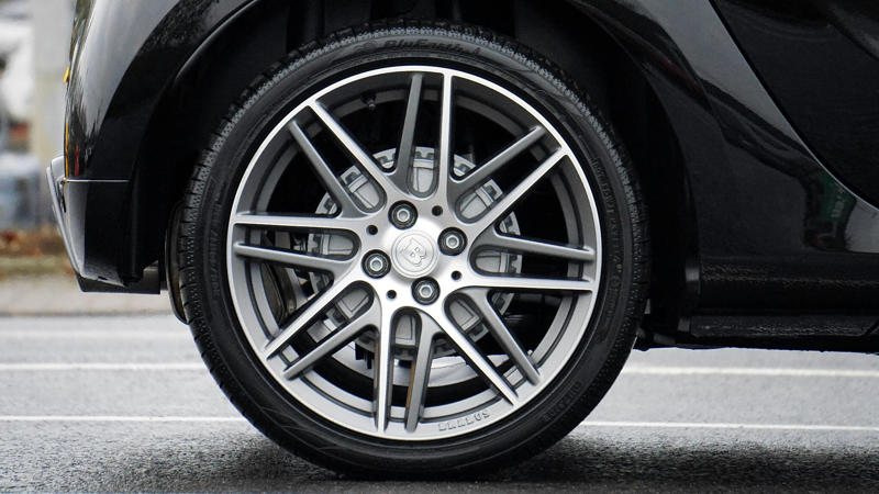 1. Timing Belt, 2. Airbag System, 3. Transmission, 4. Brake Lines, 5. Hybrid Battery Pack, 6. Windshield Glass, 7. Steering Rack, 8. ECU (Engine Control Unit), 9. ABS Module, 10. Engine Mounts, 1. Air Filter, 2. Headlights, 3. Wiper Blades, 4. Cabin Air Filter, 5. Spark Plugs, 6. Battery, 7. Engine Oil, 8. Tail Light Bulbs, 9. Fuses, 10. Tires (Rotation)
