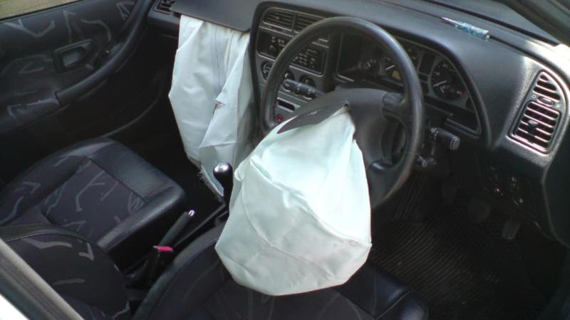 1. Timing Belt, 2. Airbag System, 3. Transmission, 4. Brake Lines, 5. Hybrid Battery Pack, 6. Windshield Glass, 7. Steering Rack, 8. ECU (Engine Control Unit), 9. ABS Module, 10. Engine Mounts, 1. Air Filter, 2. Headlights, 3. Wiper Blades, 4. Cabin Air Filter, 5. Spark Plugs, 6. Battery, 7. Engine Oil, 8. Tail Light Bulbs, 9. Fuses, 10. Tires (Rotation)