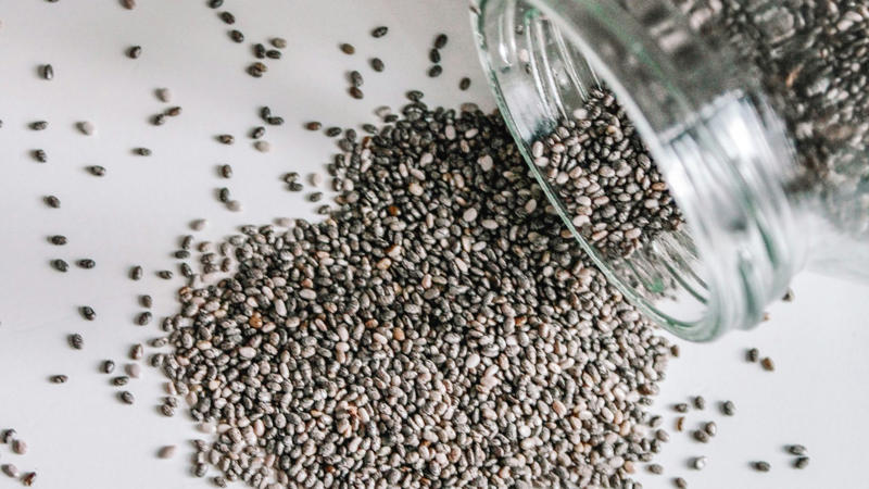 10. Chia Seeds 1. Avocados, 2. Berries, 3. Quinoa, 4. Almonds, 5. Spinach, 6. Salmon, 7. Sweet Potatoes, 8. Garlic, 9. Broccoli, 10. Chia Seeds, 11. Brussels Sprouts, 12. Eggs, 13. Apples, 14. Walnuts, 15. Asparagus, 16. Oats, 17. Carrots, 18. Kale, 19. Oranges, 20. Bell Peppers