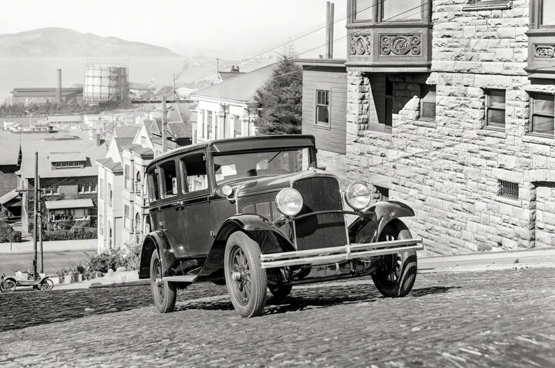 11. De Soto (1928-1960) 1. Oldsmobile (1897-2004), 2. Packard (1899-1958), 3. Marmon (1902-1933), 4. Studebaker (1902-1966), 5. Hudson (1910-1954), 6. Stutz (1911-1939), 7. Willys (1915-1955), 8. Nash (1916-1954), 9. Duesenberg (1916-1937), 10. Pontiac (1926-2010), 11. De Soto (1928-1960), 12. Plymouth (1928-2001), 13. Cord (1929-1937), 14. Mercury (1938-2011), 15. Crosley (1939-1952), 16. Tucker (1946-1950), 17. American Motors Corporation (1954-1987), 18. Imperial (1954-1983), 19. Edsel (1957-1959), 20. Merkur (1985-1990)