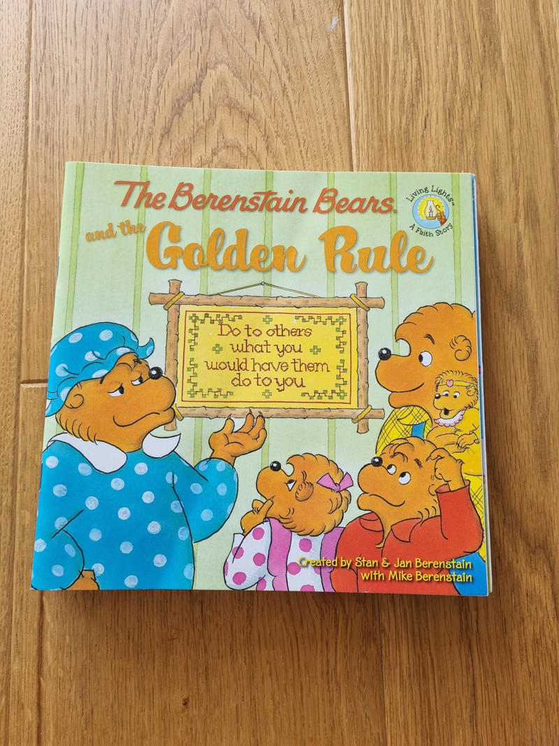 The Berenstain Bears Oscar Mayer, The Berenstain Bears, Pikachu’s tail, Curious George’s tail, Snoopy’s tail, Mickey Mouse’s wardrobe, Britney Spears’ headset, Looney Tunes, Froot Loops, Cap’n Crunch, Tony the Tiger’s nose, Fruit of the Loom, Mona Lisa’s smile