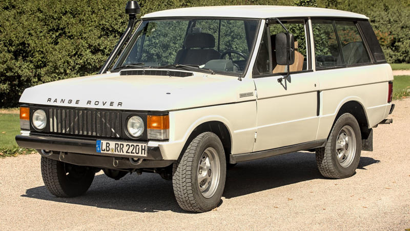 Range Rover (1970) These Cars Set Trends, Records & Revolutionized Their Industry, Chrysler Airflow (1934), Tucker 48 (1948), Citroën DS (1955), Alfa Romeo Giulia (1962), Jensen FF (1966), NSU Ro80 (1967), Range Rover (1970), Citroën SM (1973), DeLorean DMC-12 (1981), Buick Riviera With Graphic Control Center (1986), Nissan BE-1 (1987), Mazda Eunos Cosmo (1989), Honda NSX (1990), GM EV1 (1992 Concept/1996 Production), Renault Scenic (1996), Audi A2 (1999), BMW 7 Series (E65, 2001), Toyota Prius (2003, Second Generation), Tesla Roadster (2008), BMW i3 (2014)