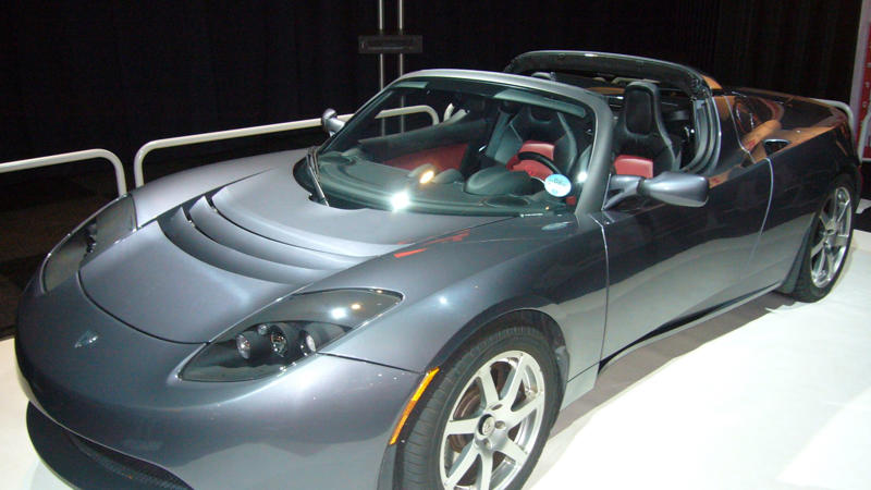 Tesla Roadster (2008) These Cars Set Trends, Records & Revolutionized Their Industry, Chrysler Airflow (1934), Tucker 48 (1948), Citroën DS (1955), Alfa Romeo Giulia (1962), Jensen FF (1966), NSU Ro80 (1967), Range Rover (1970), Citroën SM (1973), DeLorean DMC-12 (1981), Buick Riviera With Graphic Control Center (1986), Nissan BE-1 (1987), Mazda Eunos Cosmo (1989), Honda NSX (1990), GM EV1 (1992 Concept/1996 Production), Renault Scenic (1996), Audi A2 (1999), BMW 7 Series (E65, 2001), Toyota Prius (2003, Second Generation), Tesla Roadster (2008), BMW i3 (2014)