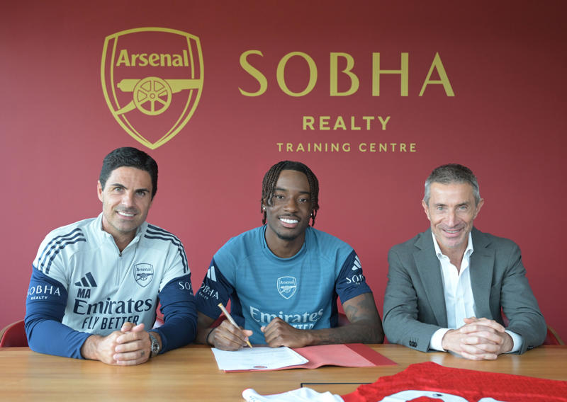 Latest transfer news headlines, Isak considering 'all options', Thiago Silva's son signs Chelsea scholarship, Timothy Weah agrees terms with Ligue 1 side, Marcus Rashford lands in Barcelona, James Trafford agrees City return, Wissa agrees terms with Newcastle, BlueCo shenanigans continue, Evan Ferguson to complete Roma switch, Alvaro Morata finds new club, Rashford en route to Spain, Gabriel Magalhães on Viktor Gyokeres, Galatasaray confident of landing Ederson, Mbeumo agrees contract as United eye strikers, Nunez bags hat-trick, Man Utd face Mbeumo issue, Mosquera latest, Liverpool book Ekitike medical, Gibbs-White claim confirmed, Simons interest, DONE DEAL, Nunez deal off, Gyokeres to Man Utd rumour addressed, Keeley leaves Spurs, Bayern prepare fresh Luis Diaz bid, Arsenal tour squad, Chelsea set Renato Veiga asking price, Howe voices frustrations, Potter delighted with new West Ham signing, Man City eye Trafford deal, Galatasaray make Ederson bid, Sancho to join Juventus, Walker-Peters shirt number, Rodrygo latest, DONE DEAL, Ekitike to Liverpool imminent?, Aubameyang finds new home, Arsenal take big step towards Gyokeres deal, Isak latest, Tottenham in talks for Joao Palhinha, Liverpool close in on £82m Ekitike, Liverpool to bid again for Ekitike, Sesko wants to join Man Utd, Patrick Bamford update..., Evan Ferguson to Roma, Bayern prepare fresh Diaz bid, Amorim pleased with new signing, Arsenal take new signings to Singapore, Aubameyang finds new home, Arsenal close to Gyokeres agreement, Napoli drop interest in Nunez, Napoli make Osimhen decision, Gibbs-White transfer twist, Isak not in Newcastle squad, Ferguson set for Roma, Real to extend two key contracts, Barca advancing on Rashford deal, United eye midfielder, Keeley leaves Spurs, DONE DEAL! Villa sign LASK teenager, DONE DEAL! Leeds sign Stach, Isak open to Saudi switch, Auba back to Marseille, Fenerbahce set for PSG double swoop, Vinicius Jr targeted for Saudi Pro League move, Sancho to Forest?, Arsenal accidentally leak image of FIFTH summer signing, Newcastle confirm signing, Nwaneri signs, Man Utd book Mbeumo medical, DONE DEAL, Isak 'wants' Liverpool move, Tottenham register Zabarnyi interest, Simons interest, Man City rival Newcastle for Trafford, DONE DEAL!, Wissa is keen to leave Brentford, Madueke tipped for Arsenal left wing as key Martinelli difference revealed, DONE DEAL: Sels extends Forest stay, Leverkusen hope to hold on to Xhaka, City name preferred goalkeeper replacement, Maddison back in training but Kulusevski remains absent, Madueke to miss preseason tour, Jackson expected to stay at Chelsea, Ademola Lookman eyes Inter switch, Isak open to Saudi switch, Frank says risk of sack drove his desire to join Spurs, Madueke confirms Chelsea departure, DONE DEAL: Danilo completes Botafogo switch