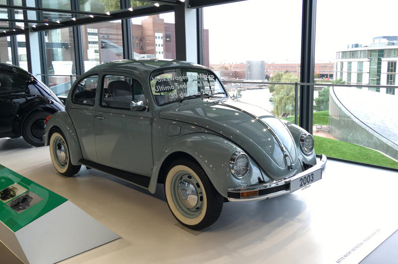 Autostadt, Porsche 911, Benz Velo Convertible, Messerschmitt/FMR KR200, Volkswagen Type 2 Transporter (1950), Volkswagen Beetle (2003), Volkswagen Beetle (1938), Volkswagen 411 LE (1970), Volkswagen 1500 (1961), Formula Super Vee, Volkswagen Scirocco Group 2, Ford Model T, Borgward Isabella (1955), Mini (1956), EMPI Imp dune buggy (1968), Volkswagen Golf Cabriolet (1980), Volkswagen Golf Country (1990), Volkswagen 181, Oldsmobile Toronado (1966), Cadillac Eldorado Biarritz (1959), DKW SS600 (1930), Porsche 911 (1982), Volkswagen Golf W12-650 (2007), Chevrolet (1954), Audi Quattro (1981), Volkswagen Up (2012), Lamborghini Countach (1975), Volkswagen K70 (1970), Volkswagen Rometsch (1952), Volkswagen V30 prototype (1937), Volkswagen Golf (1977), Rally cars and design classics, DeLorean DMC-12 (1982), Volkswagen Beetle Type 14 (1949), Volkswagen XL1 (2013), Lamborghini Diablo GT (1999), Opel Ascona 400 (1982), The AutoTurme, Volkswagen Polo (2017), Porsche pavilion