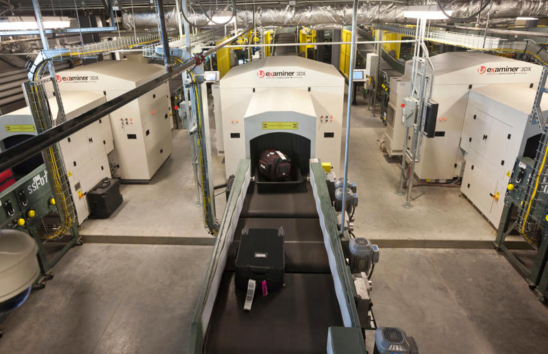 New liquids rules aren't ready, A massive surveillance operation , Longstanding liquid restrictions, Advanced new screening machines, Many airports still use the old tech, Vulnerabilities in the TSA system