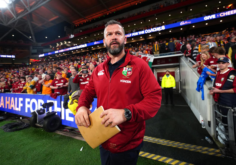 Now finish the job, Test match animal, Russell shines, Farrell’s wing woes, Skelton and Valetini