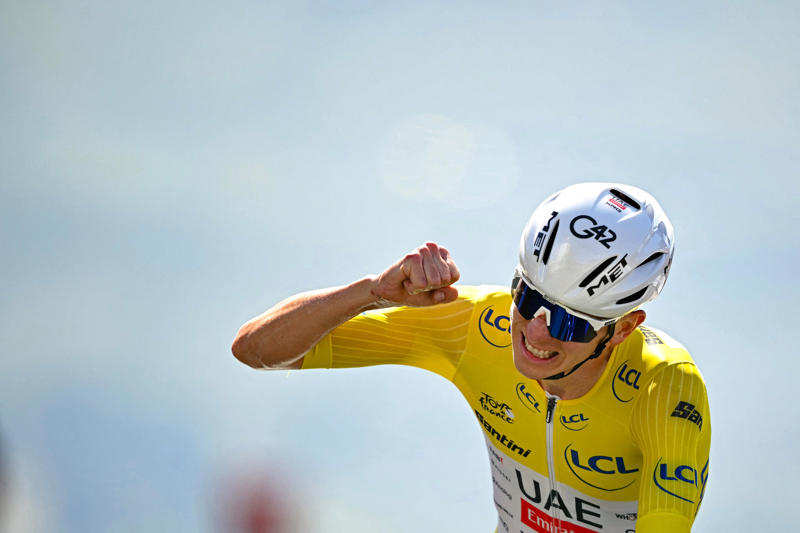 Tour de France Stage 16 LIVE, Split in the breakaway, Geraint Thomas' final Tour, 36 riders in the break, Vingegaard on breaking Pogacar, Milan's points jersey in danger, Original breakaway brought back, Lipowitz leads fight for final podium place, Weather check, 'You cannot hide' on Mont Ventoux - Jonas Vingegaard, Delettre in no-man's-land, Roglic at the back, UAE keep watch, Pogacar into the KOM lead?, Trio up the road, Attacks everywhere, Flag drop, Vingegaard willing to sacrifice second place to go for yellow, Van der Poel's exit continues mixed Tour for Alpecin-Deceuninck, Mathieu van der Poel forced to abandon Tour de France with pneumonia, Neutralised start, Stage 16 prediction, Stage 16 preview, Movers and shakers on GC, Tadej Pogacar - 'Beyond happiness', 'I was so happy I forgot to celebrate' - Tim Wellens, General classification after stage 15, Stage 15 results, Stage 15 report, Stage 16 start time, Stage 16 route map and profile, Stage 16 preview, Good morning