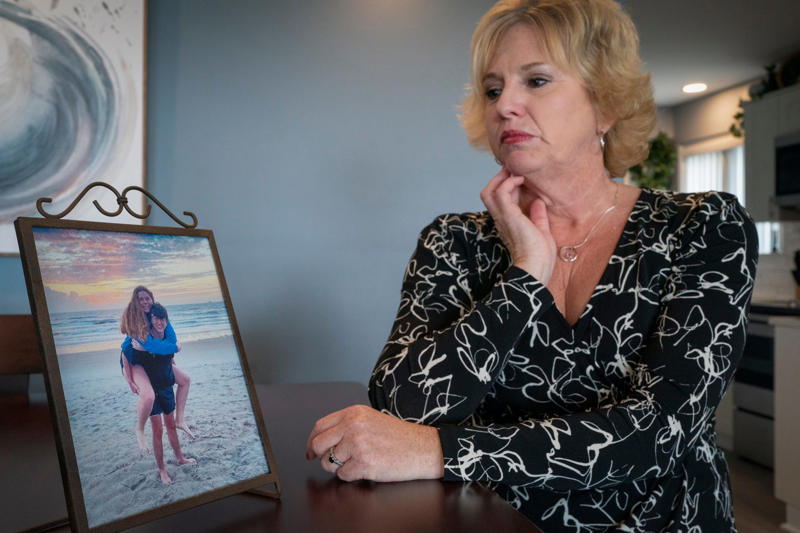'If you're charging a parking fee, then you should have lifeguards' , St. Joseph official: 'We really got a lot of lifeguards stepping up', National beach safety expert visits Michigan: Your beach flags are not acceptable, 'We regularly see risky behavior' from out-of-town visitors, Lifeguard programs involve a lot more than 'sunblock and a whistle'