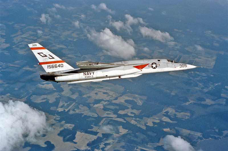 10: North American A-5C Vigilante 10: North American A-5C Vigilante, 9: McDonnell F3H Demon, 8: Ryan Fireball, 7: McDonnell Phantom, 6: Curtiss Helldiver, 5: Vought Pirate, 4: Vought Cutlass, 3: Douglas TBD Devastator, 3: Douglas Devastator, 2: Brewster Buffalo, 1: Curtiss Seamew