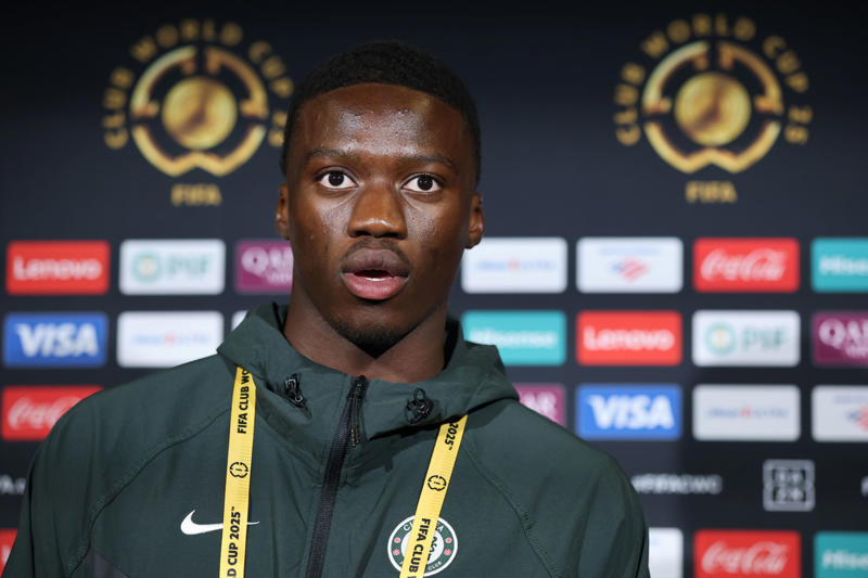 Latest transfer news headlines, Isak considering 'all options', Thiago Silva's son signs Chelsea scholarship, Timothy Weah agrees terms with Ligue 1 side, Marcus Rashford lands in Barcelona, James Trafford agrees City return, Wissa agrees terms with Newcastle, BlueCo shenanigans continue, Evan Ferguson to complete Roma switch, Alvaro Morata finds new club, Rashford en route to Spain, Gabriel Magalhães on Viktor Gyokeres, Galatasaray confident of landing Ederson, Mbeumo agrees contract as United eye strikers, Nunez bags hat-trick, Man Utd face Mbeumo issue, Mosquera latest, Liverpool book Ekitike medical, Gibbs-White claim confirmed, Simons interest, DONE DEAL, Nunez deal off, Gyokeres to Man Utd rumour addressed, Keeley leaves Spurs, Bayern prepare fresh Luis Diaz bid, Arsenal tour squad, Chelsea set Renato Veiga asking price, Howe voices frustrations, Potter delighted with new West Ham signing, Man City eye Trafford deal, Galatasaray make Ederson bid, Sancho to join Juventus, Walker-Peters shirt number, Rodrygo latest, DONE DEAL, Ekitike to Liverpool imminent?, Aubameyang finds new home, Arsenal take big step towards Gyokeres deal, Isak latest, Tottenham in talks for Joao Palhinha, Liverpool close in on £82m Ekitike, Liverpool to bid again for Ekitike, Sesko wants to join Man Utd, Patrick Bamford update..., Evan Ferguson to Roma, Bayern prepare fresh Diaz bid, Amorim pleased with new signing, Arsenal take new signings to Singapore, Aubameyang finds new home, Arsenal close to Gyokeres agreement, Napoli drop interest in Nunez, Napoli make Osimhen decision, Gibbs-White transfer twist, Isak not in Newcastle squad, Ferguson set for Roma, Real to extend two key contracts, Barca advancing on Rashford deal, United eye midfielder, Keeley leaves Spurs, DONE DEAL! Villa sign LASK teenager, DONE DEAL! Leeds sign Stach, Isak open to Saudi switch, Auba back to Marseille, Fenerbahce set for PSG double swoop, Vinicius Jr targeted for Saudi Pro League move, Sancho to Forest?, Arsenal accidentally leak image of FIFTH summer signing, Newcastle confirm signing, Nwaneri signs, Man Utd book Mbeumo medical, DONE DEAL, Isak 'wants' Liverpool move, Tottenham register Zabarnyi interest, Simons interest, Man City rival Newcastle for Trafford, DONE DEAL!, Wissa is keen to leave Brentford, Madueke tipped for Arsenal left wing as key Martinelli difference revealed, DONE DEAL: Sels extends Forest stay, Leverkusen hope to hold on to Xhaka, City name preferred goalkeeper replacement, Maddison back in training but Kulusevski remains absent, Madueke to miss preseason tour, Jackson expected to stay at Chelsea, Ademola Lookman eyes Inter switch, Isak open to Saudi switch, Frank says risk of sack drove his desire to join Spurs, Madueke confirms Chelsea departure, DONE DEAL: Danilo completes Botafogo switch