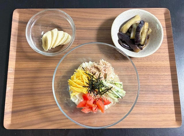 夏休み中の”毎日の献立作り”が大変すぎる……, 「ChatGPT」に希望の条件を入れてみた, 提案された【朝食】＆作ってみた感想, 提案された【昼食】＆作ってみた感想, 提案された【夕食】＆作ってみた感想