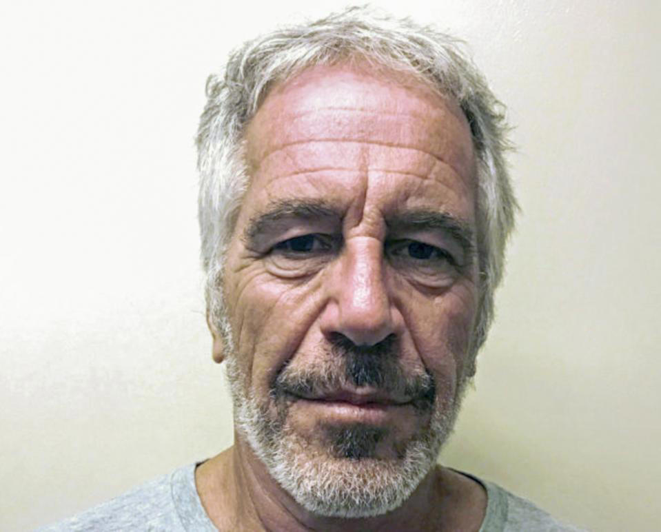 Key Facts, What Was Epstein Originally Charged With?, What Led Up To Epstein’s Sentencing Decision?, What Was The Plea Deal?, What Was His Relationship With Ghislaine Maxwell?, How Was Alexander Acosta Involved In The Prosecution?, Was He Linked To Mossad?