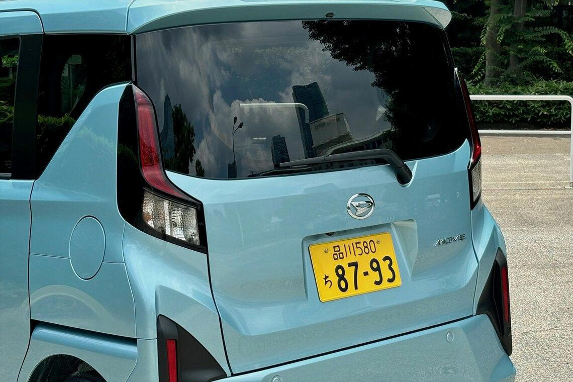 こだわりを持ってきた歴代のデザイン, 「カスタム」から「アナザースタイル」へ, ターゲットユーザーへの配慮が見えるインテリア, ダイハツ独自のパッケージは功を奏すか？