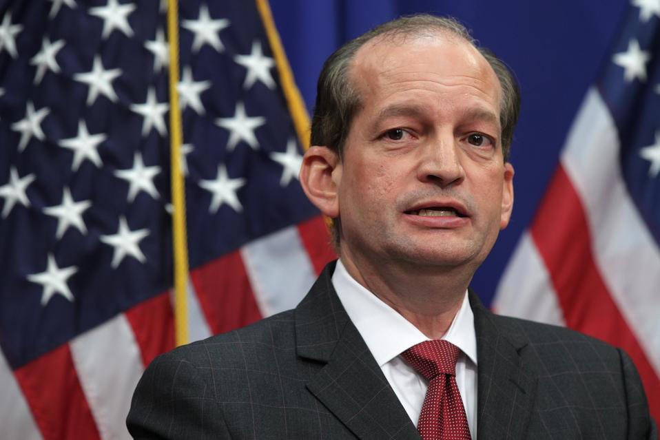 Key Facts, What Was Epstein Originally Charged With?, What Led Up To Epstein’s Sentencing Decision?, What Was The Plea Deal?, What Was His Relationship With Ghislaine Maxwell?, How Was Alexander Acosta Involved In The Prosecution?, Was He Linked To Mossad?
