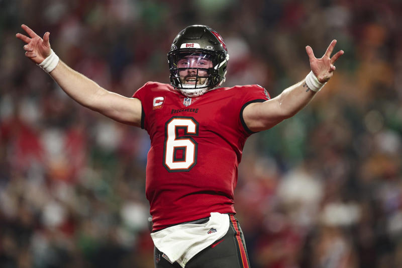 32: Cleveland Browns, 30: Carolina Panthers, 29: New York Giants, 28: Tennessee Titans, 27: New York Jets, 26: New England Patriots, 25: Indianapolis Colts, 23: Atlanta Falcons, 22: Miami Dolphins, 21: Seattle Seahawks, 20: Las Vegas Raiders, 19: Arizona Cardinals, 18: Chicago Bears, 17: Pittsburgh Steelers, 16: Denver Broncos, 15: Dallas Cowboys, 13: Los Angeles Rams, 12: Houston Texans, 11: Tampa Bay Buccaneers, 10: Los Angeles Chargers, 9: Detroit Lions, 8: Washington Commanders, 7: Minnesota Vikings, 6: Cincinnati Bengals, 5: Green Bay Packers, 3: Buffalo Bills, 2: Baltimore Ravens
